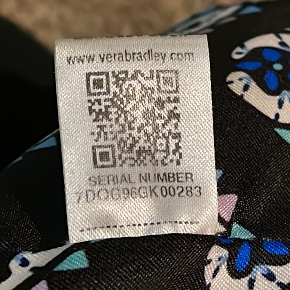 Vera Bradley Glenna Women’s satchel Bag in bramble pattern of 2018, now retired - Picture 4 of 12
